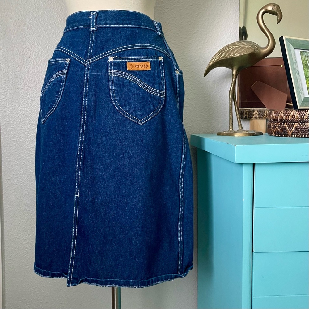Vintage Gitano Indigo Denim A-Line Skirt with Back Pocket Details 28” waist